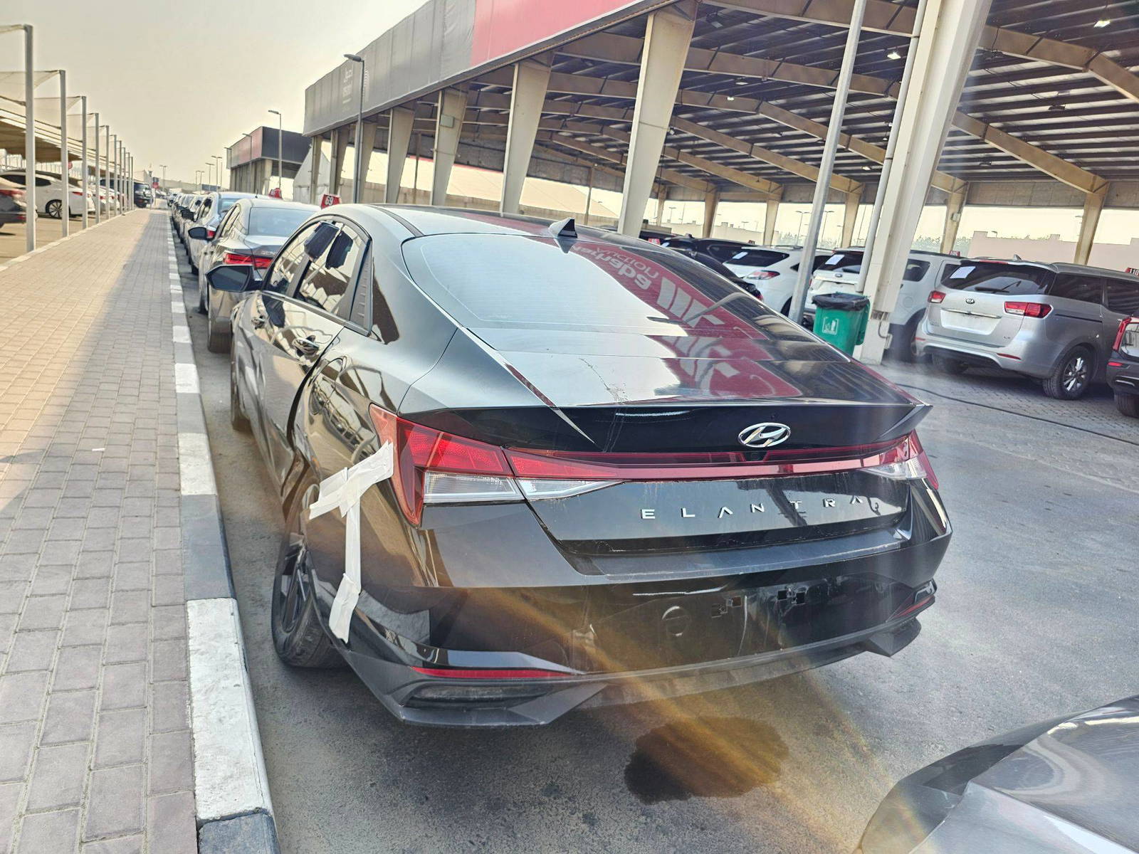 2023 HYUNDAI ELANTRA — 62094 Miles — Lot PU439549 — Souq - Marhaba Auctions Used Cars - Image 3