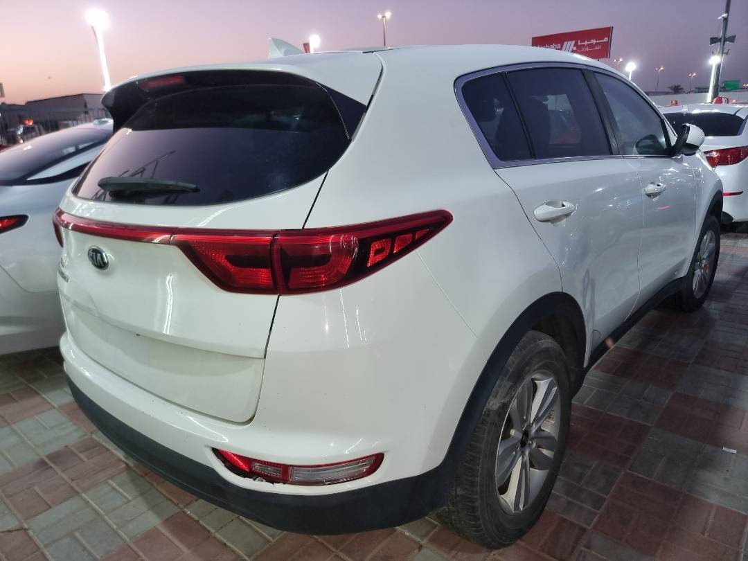 2017 KIA SPORTAGE — 142183 Miles — Lot 1898558 — Ind. 12 - Marhaba Auctions Used Cars - Image 3