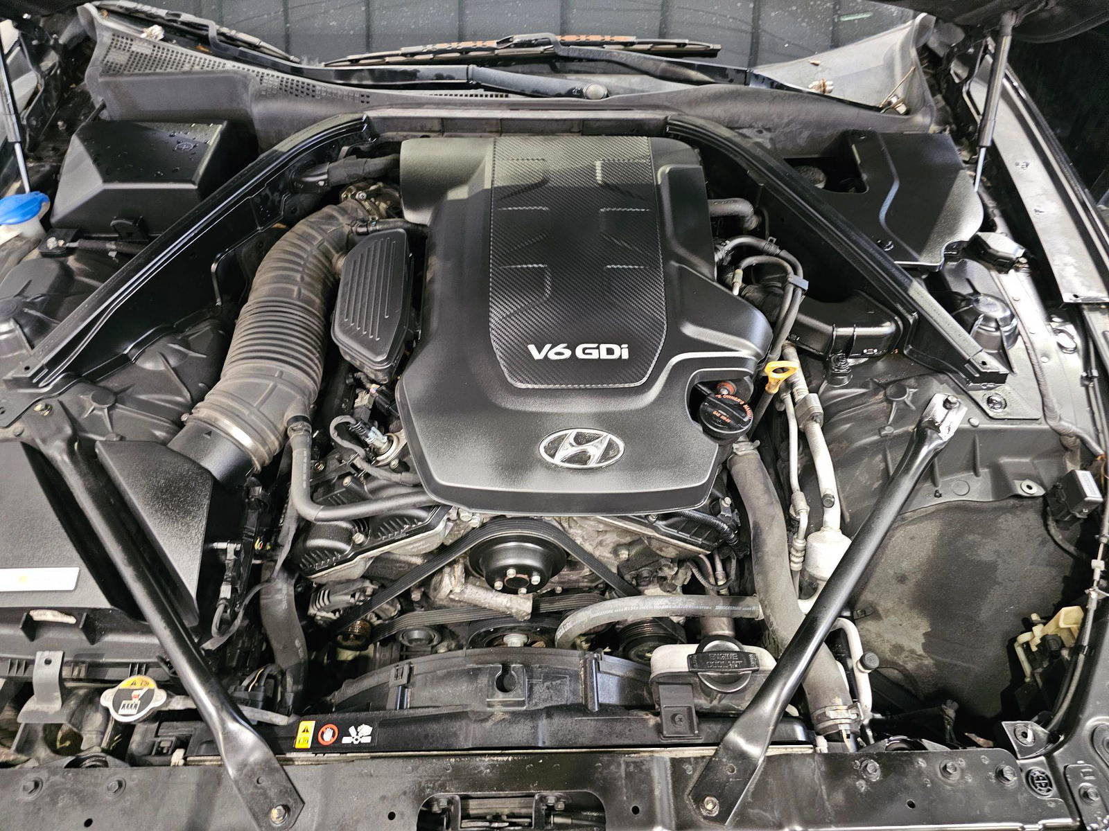 2016 HYUNDAI GENESIS — 104762 Miles — Lot 97707165 — Main - Marhaba Auctions Used Cars - Image 12