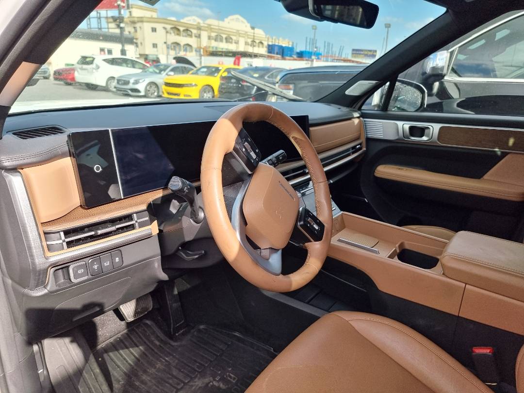 HYUNDAI SANTA FE 2025 - Marhaba Auction Used Cars - Image 7