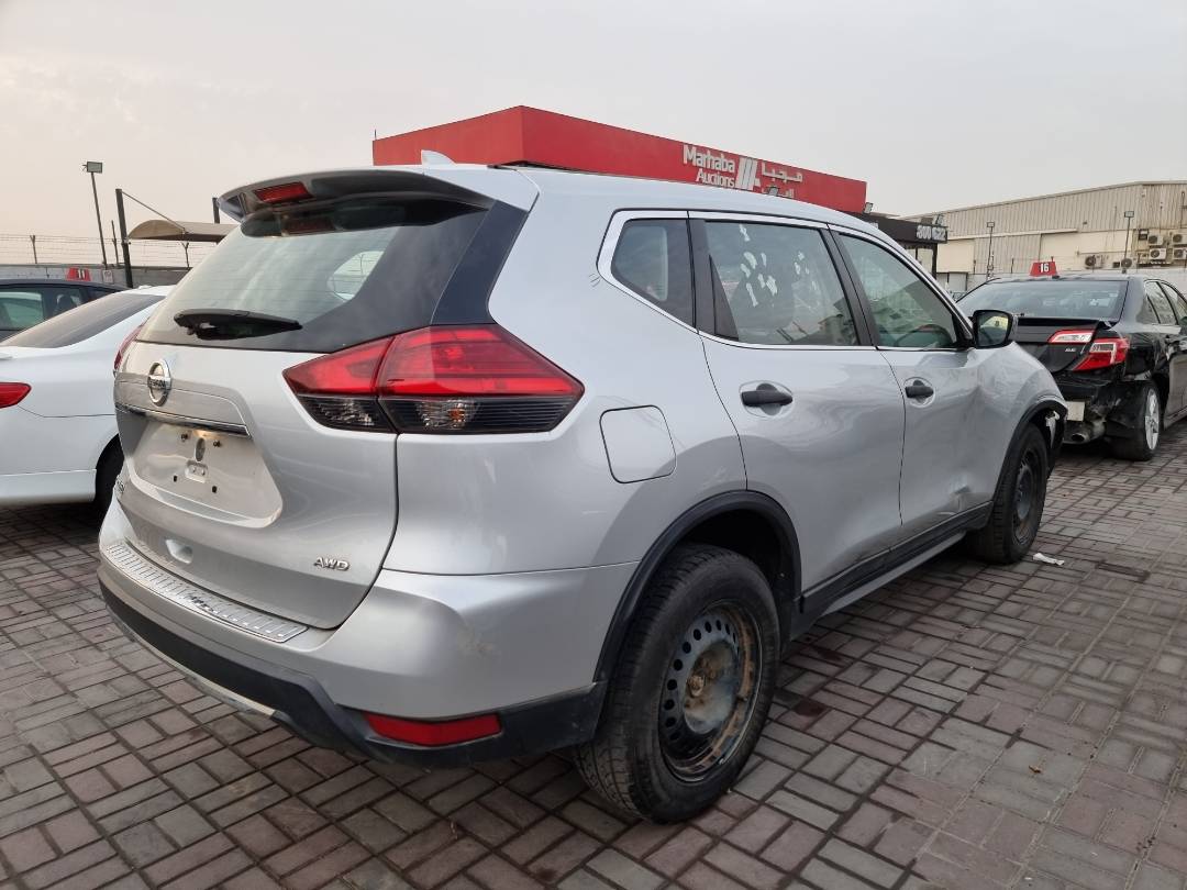 2017 NISSAN ROGUE — 178975 Miles — Lot 31789 — Ind. 12 - Marhaba Auctions Used Cars - Image 4