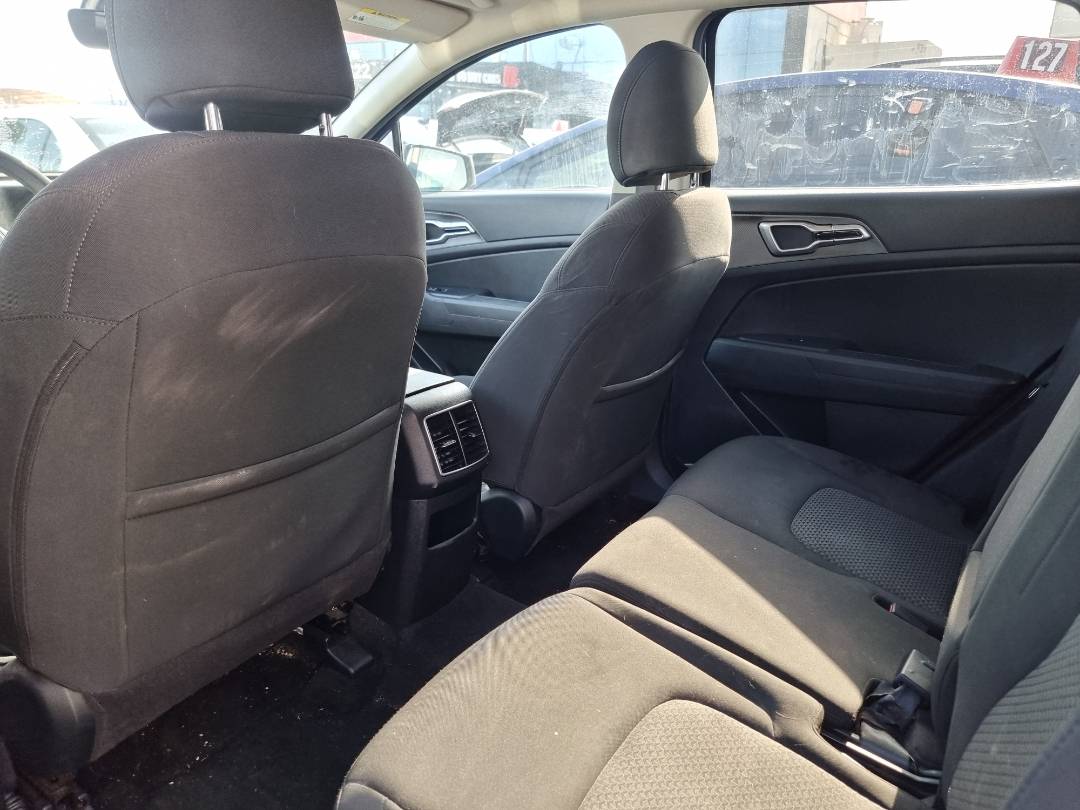 KIA SPORTAGE 2023 - Marhaba Auction Used Cars - Image 6