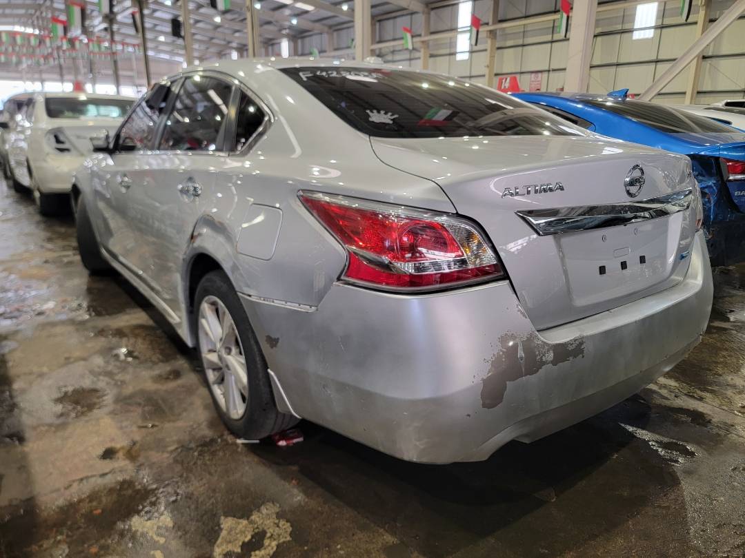 2014 NISSAN ALTIMA — 157100 Miles — Lot 60651844 — Main - Marhaba Auctions Used Cars - Image 4
