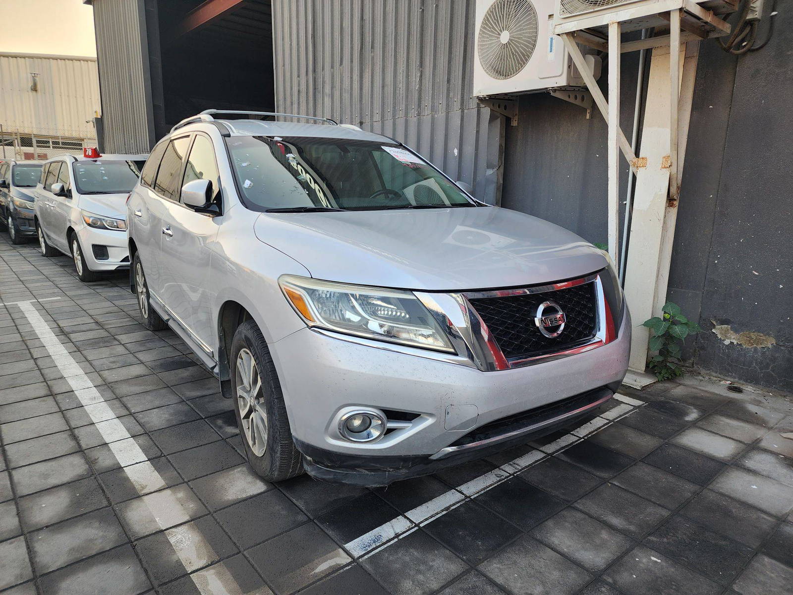 2013 NISSAN PATHFINDER — 199814 Miles — Lot 42658666 — Al Quoz - Marhaba Auctions Used Cars - Image 3