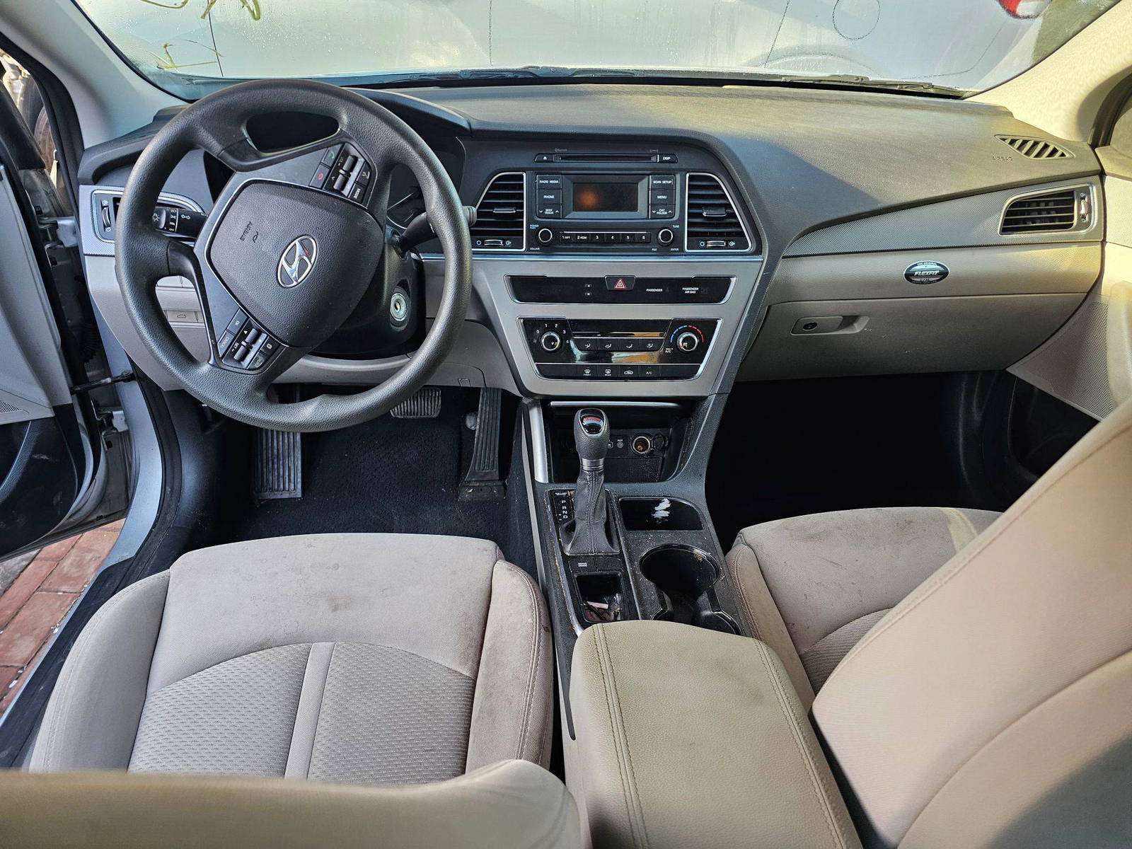 HYUNDAI SONATA 2015 - Marhaba Auction Used Cars - Image 8