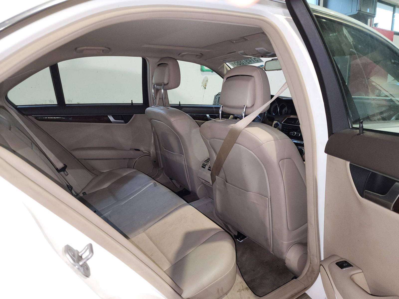 MERCEDES BENZ C300 2013 - Marhaba Auction Used Cars - Image 3