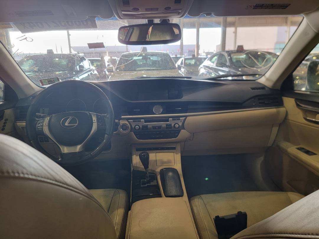 2013 LEXUS ES 350 — 137925 Miles — Lot 010063 — Main - Marhaba Auctions Used Cars - Image 8