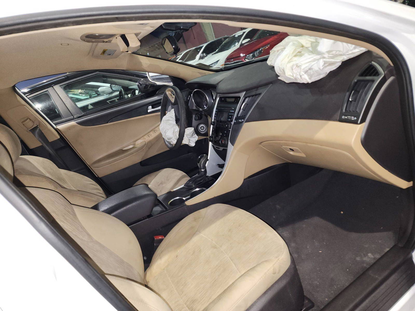 2013 HYUNDAI SONATA — 155341 Miles — Lot 48863244 — Souq - Marhaba Auctions Used Cars - Image 5