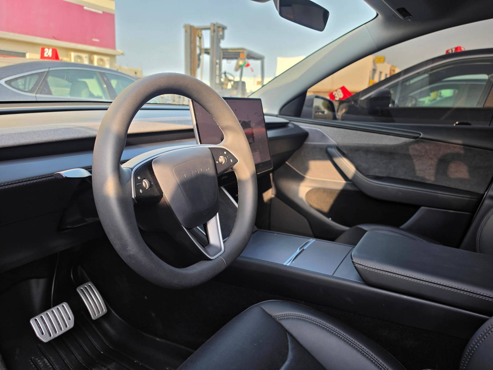 2026 TESLA MODEL Y — 19613 KM — Lot TA429279 - Marhaba Auctions Used Cars - Image 9