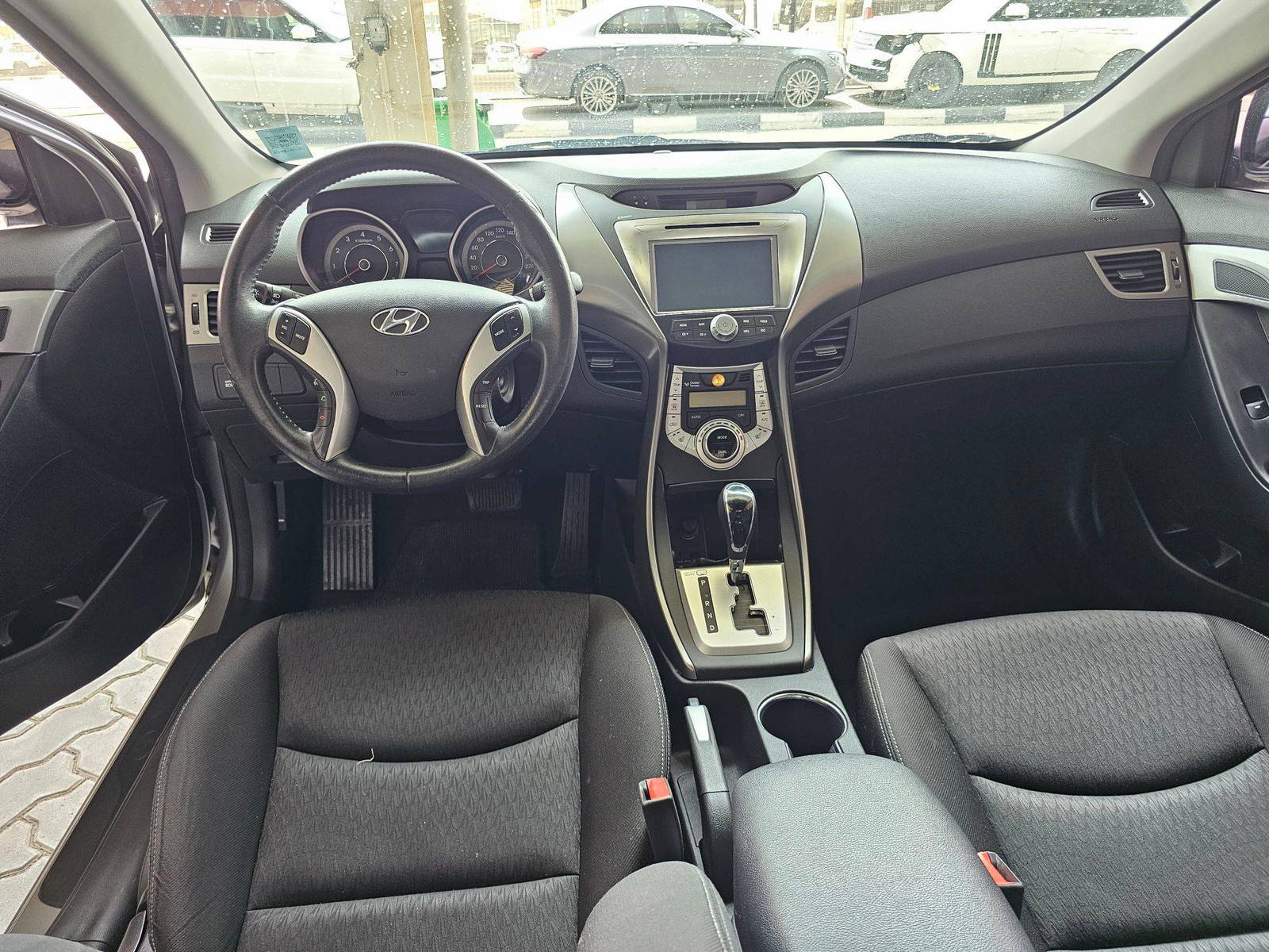 2012 HYUNDAI AVANTE — 89755 KM — Lot 603352 — Souq - Marhaba Auctions Used Cars - Image 7