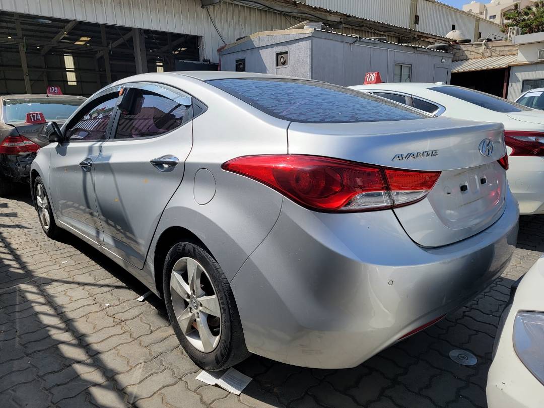 2012 HYUNDAI AVANTE — 149637 KM — Lot 308001 — Main - Marhaba Auctions Used Cars - Image 3