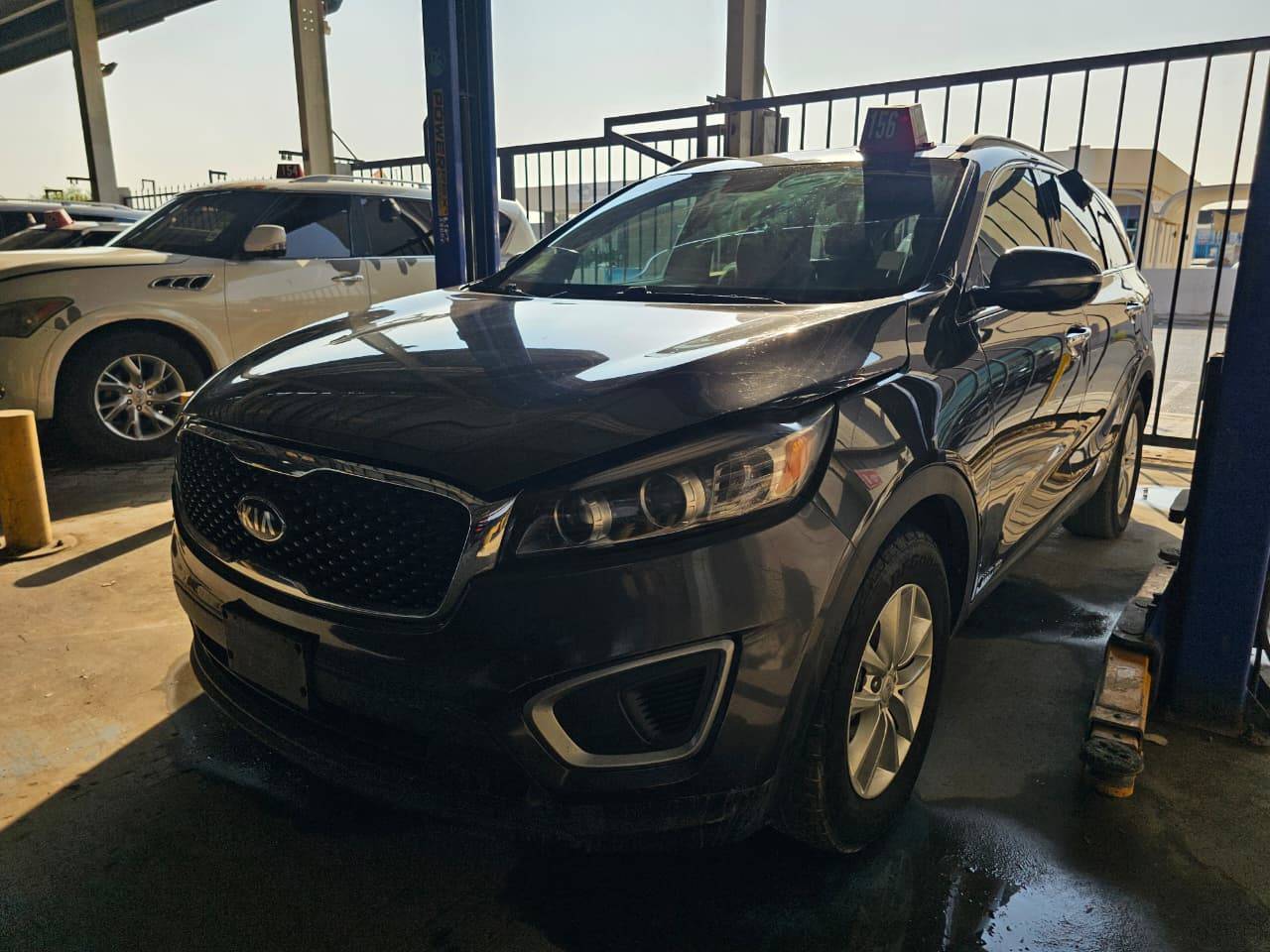 2017 KIA SORENTO — Lot G316804 — Main - Marhaba Auctions Used Cars - Image 2