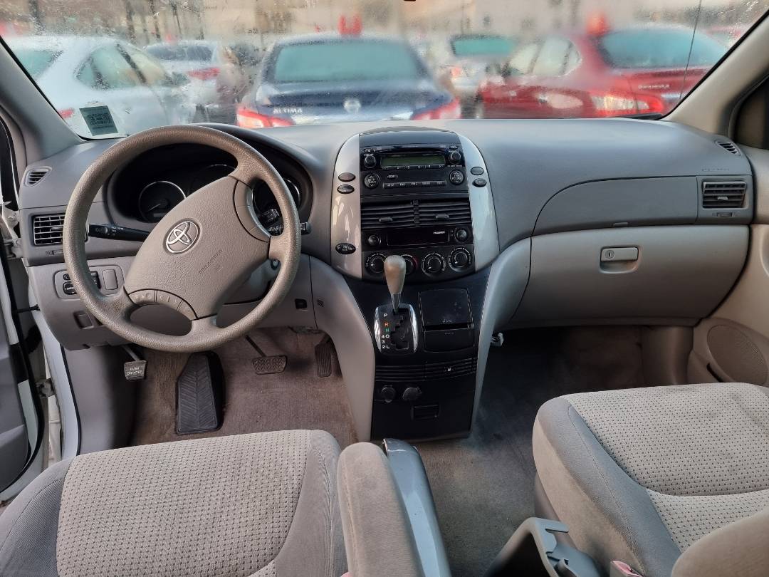 2009 TOYOTA SIENNA — 221438 Miles — Lot 125487 — Ind. 12 - Marhaba Auctions Used Cars - Image 8