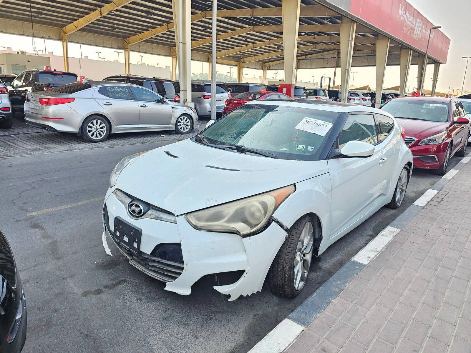 2015 HYUNDAI VELOSTER — 92620 Miles — Lot FU225389 — Souq - Marhaba Auctions Used Cars - Image 4