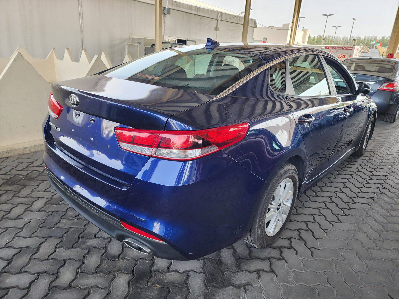 2018 KIA OPTIMA — 93846 Miles — Lot 37582150 - Marhaba Auctions Used Cars - Image 3