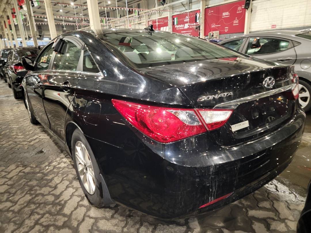 2012 HYUNDAI SONATA — 185804 Miles — Lot 37612669 - Marhaba Auctions Used Cars - Image 3