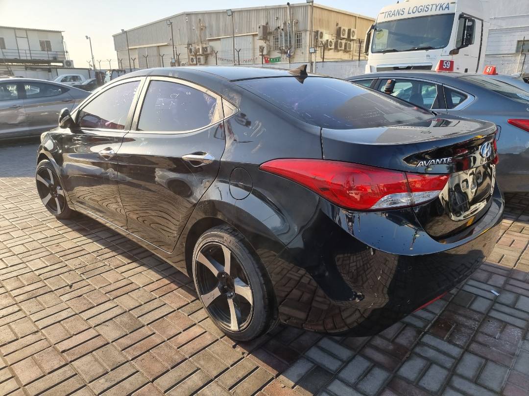 2012 HYUNDAI AVANTE — 182412 KM — Lot 124587 — Main - Marhaba Auctions Used Cars - Image 5