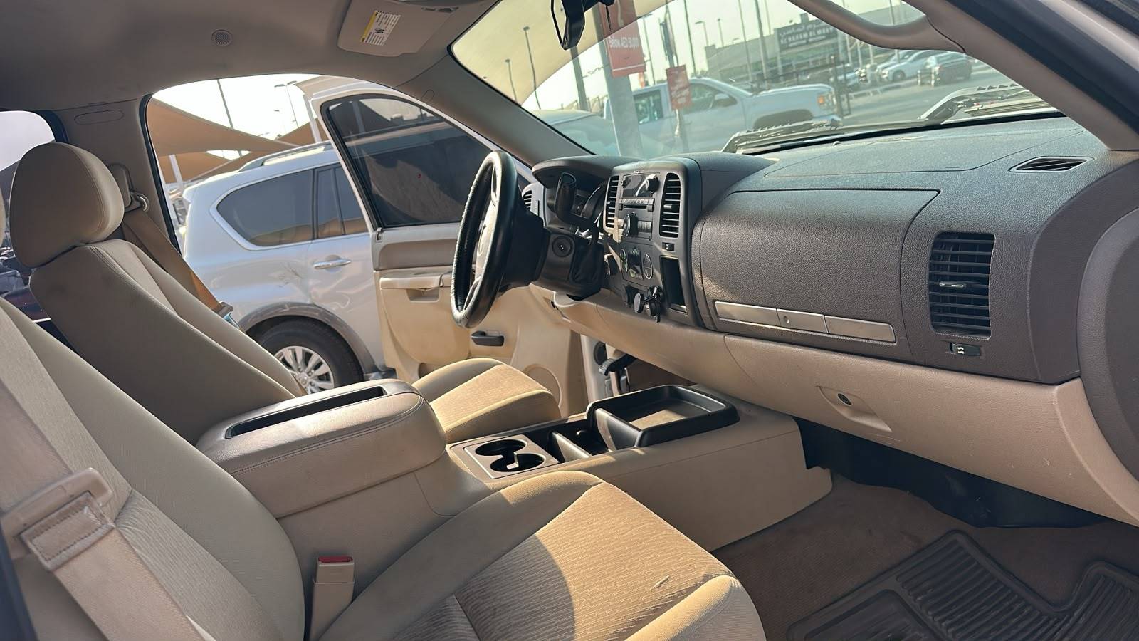 2013 CHEVROLET SILVERADO — 230262 KM — Lot DG230056 — Souq - Marhaba Auctions Used Cars - Image 9