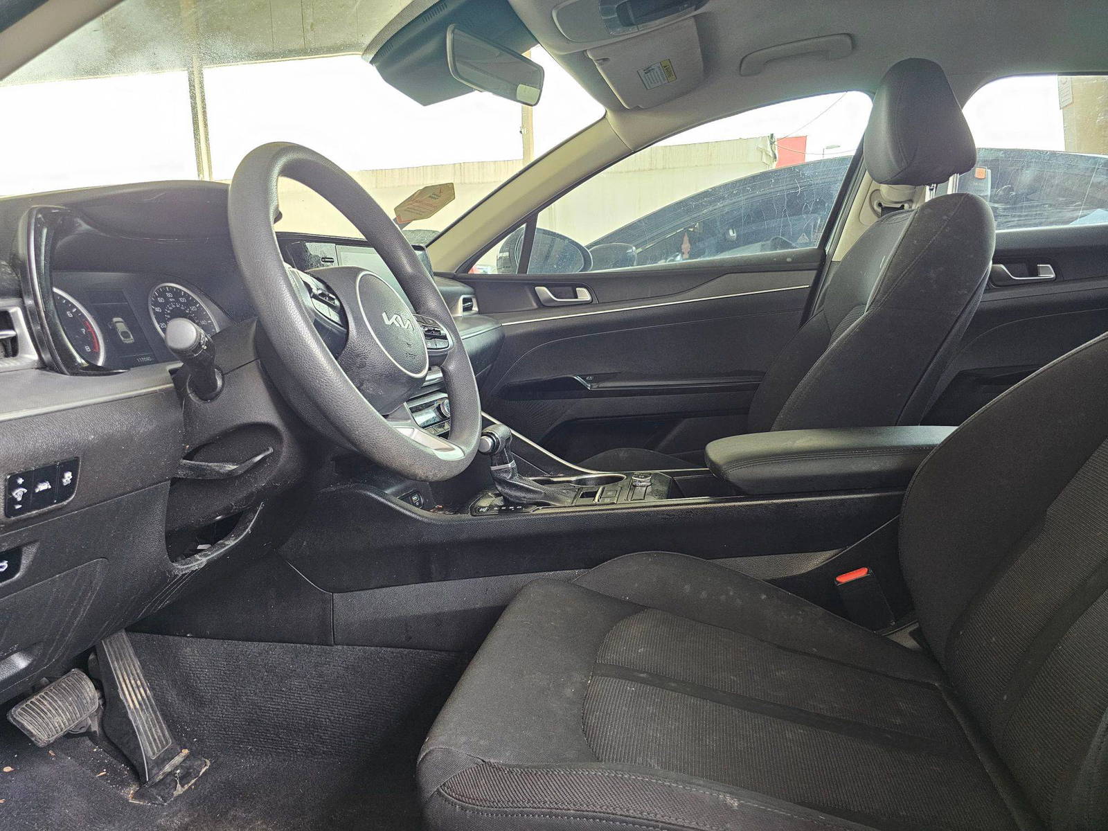 KIA K5 2022 - Marhaba Auction Used Cars - Image 8