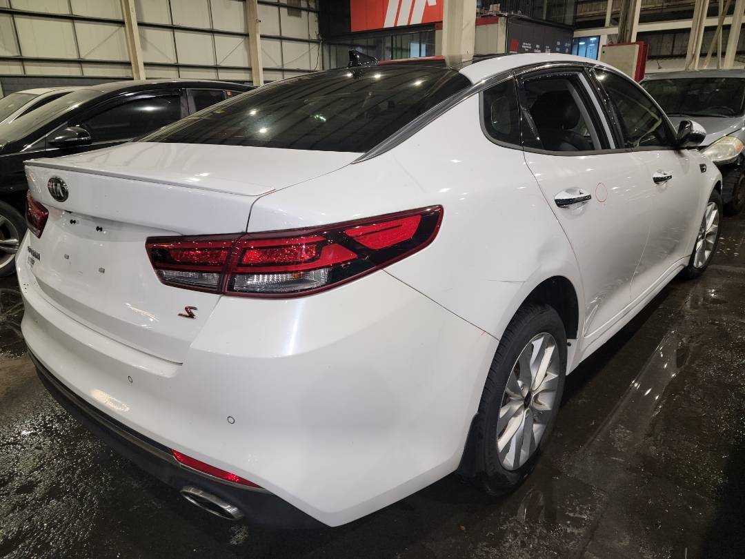 2018 KIA OPTIMA — 61650 Miles — Lot 37459315 - Marhaba Auctions Used Cars - Image 3