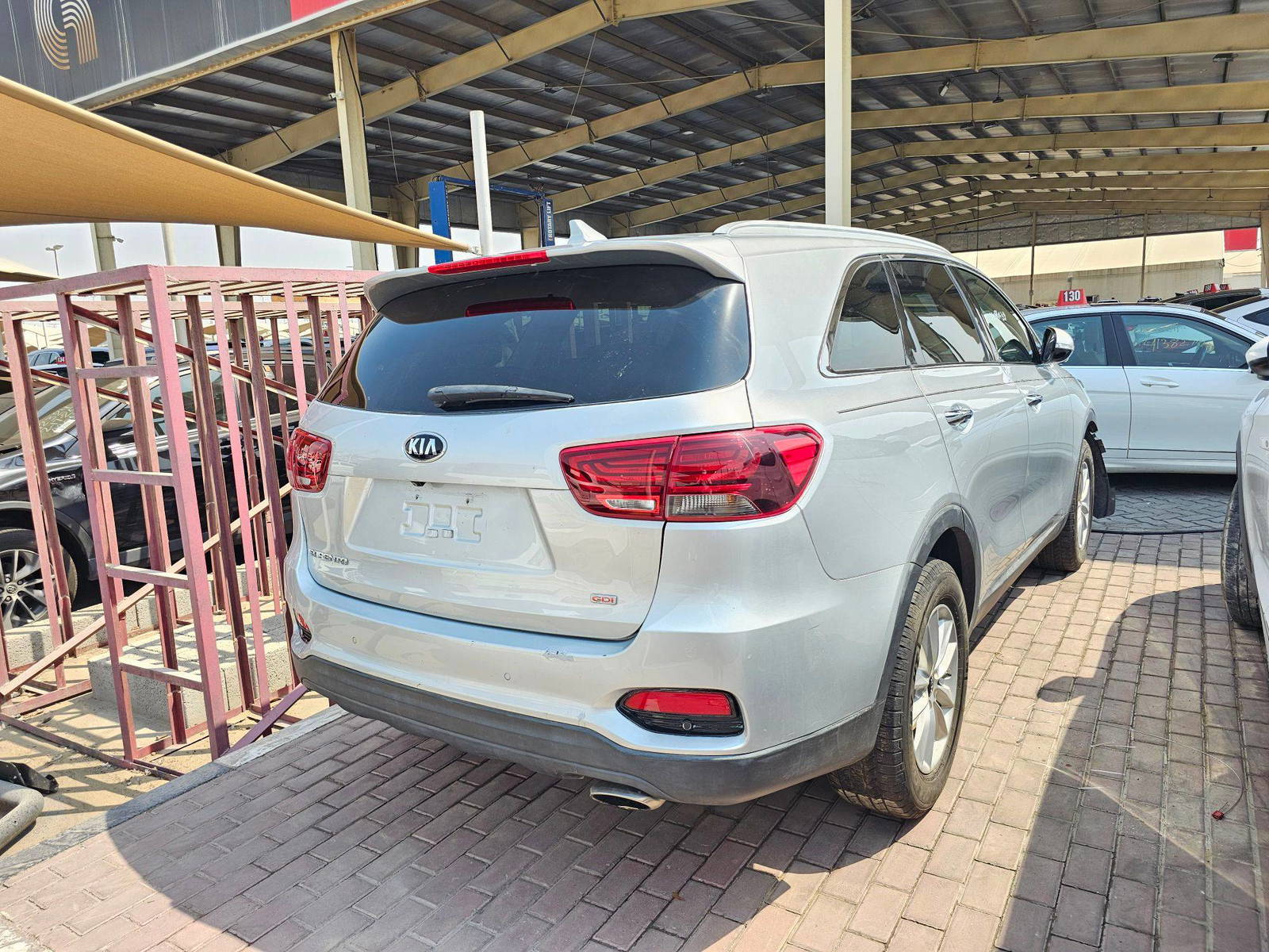2019 KIA SORENTO — 87091 Miles — Lot 3XKG546831 — Souq - Marhaba Auctions Used Cars - Image 3