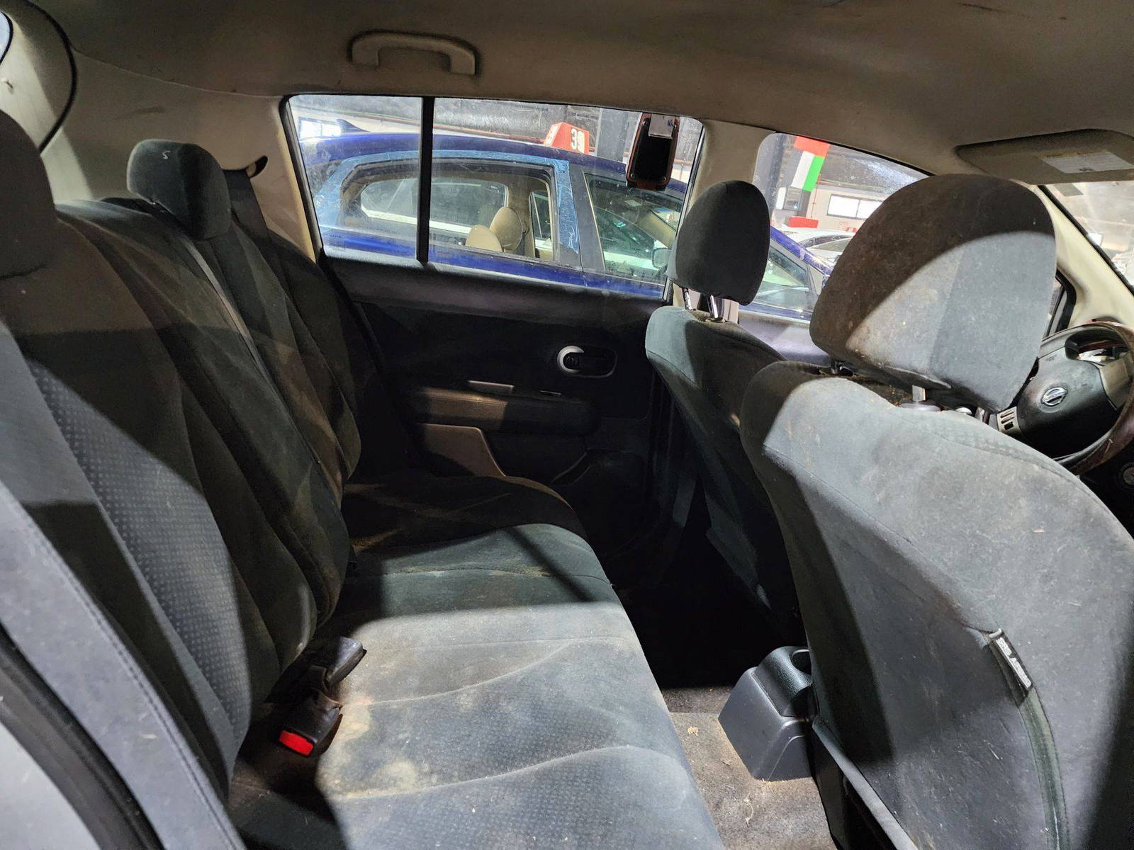 NISSAN VERSA 2010 - Marhaba Auction Used Cars - Image 7