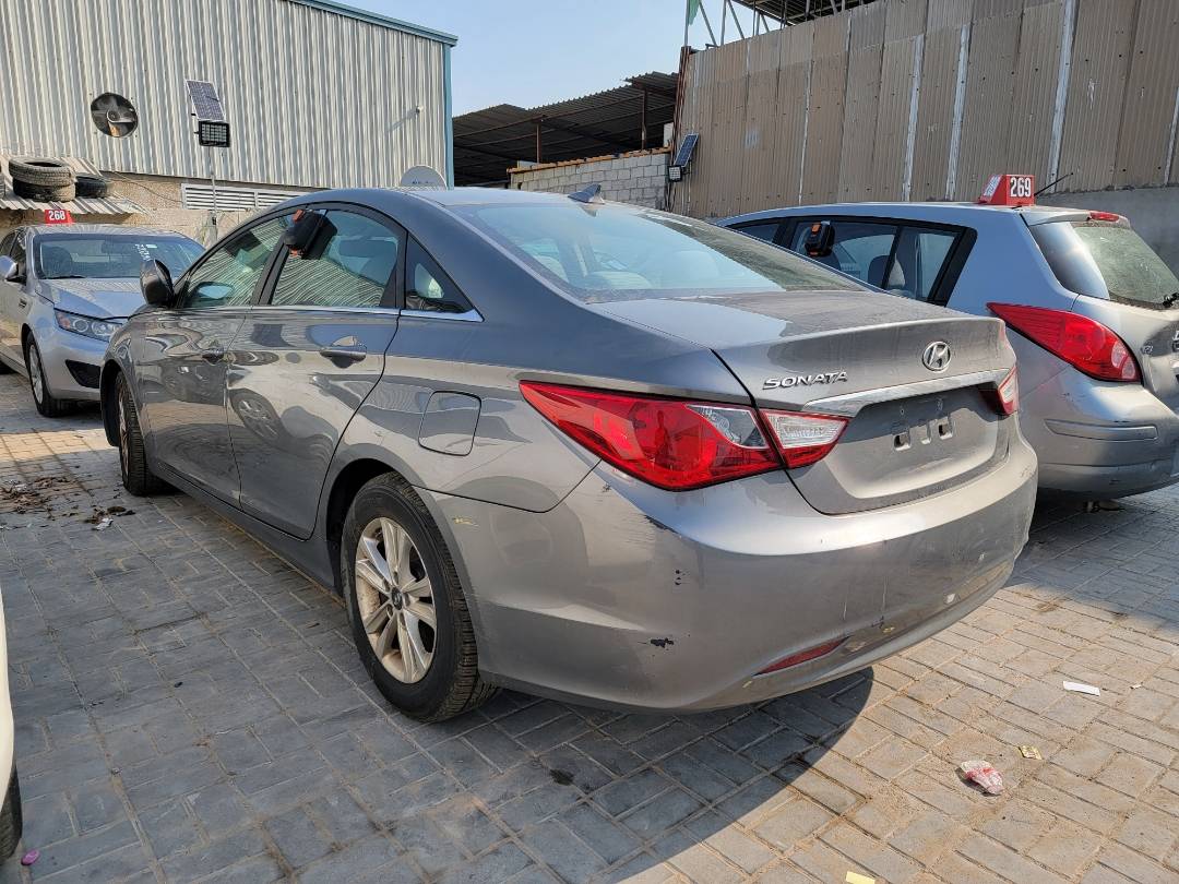 2013 HYUNDAI SONATA — 85620 Miles — Lot 62629583 - Marhaba Auctions Used Cars - Image 11