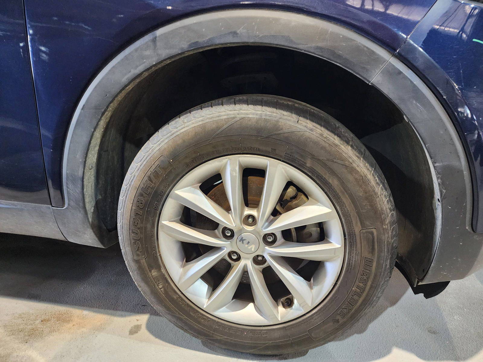 2018 KIA SORENTO — 105319 Miles — Lot 52875634 — Al Quoz - Marhaba Auctions Used Cars - Image 15