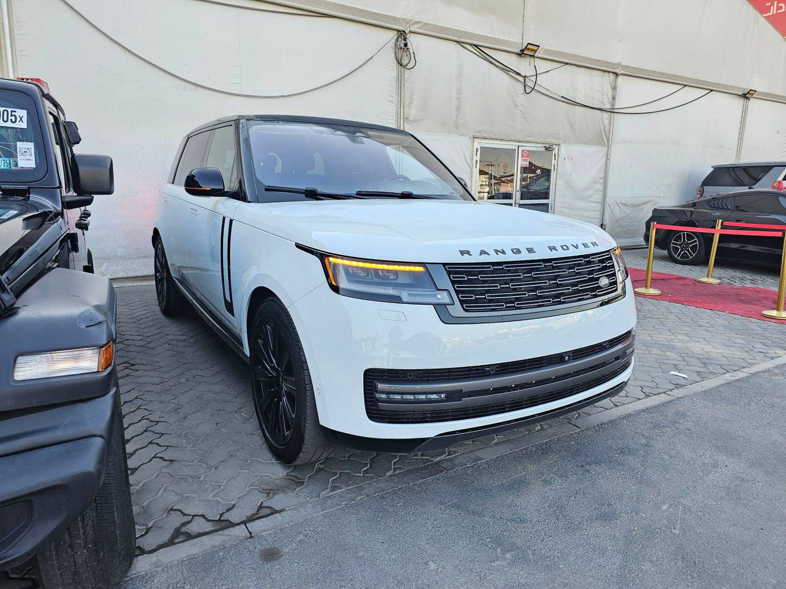2023 LAND ROVER RANGE ROVER — 11372 Miles — Lot PA075307 — Al Quoz - Marhaba Auctions Used Cars - Image 4