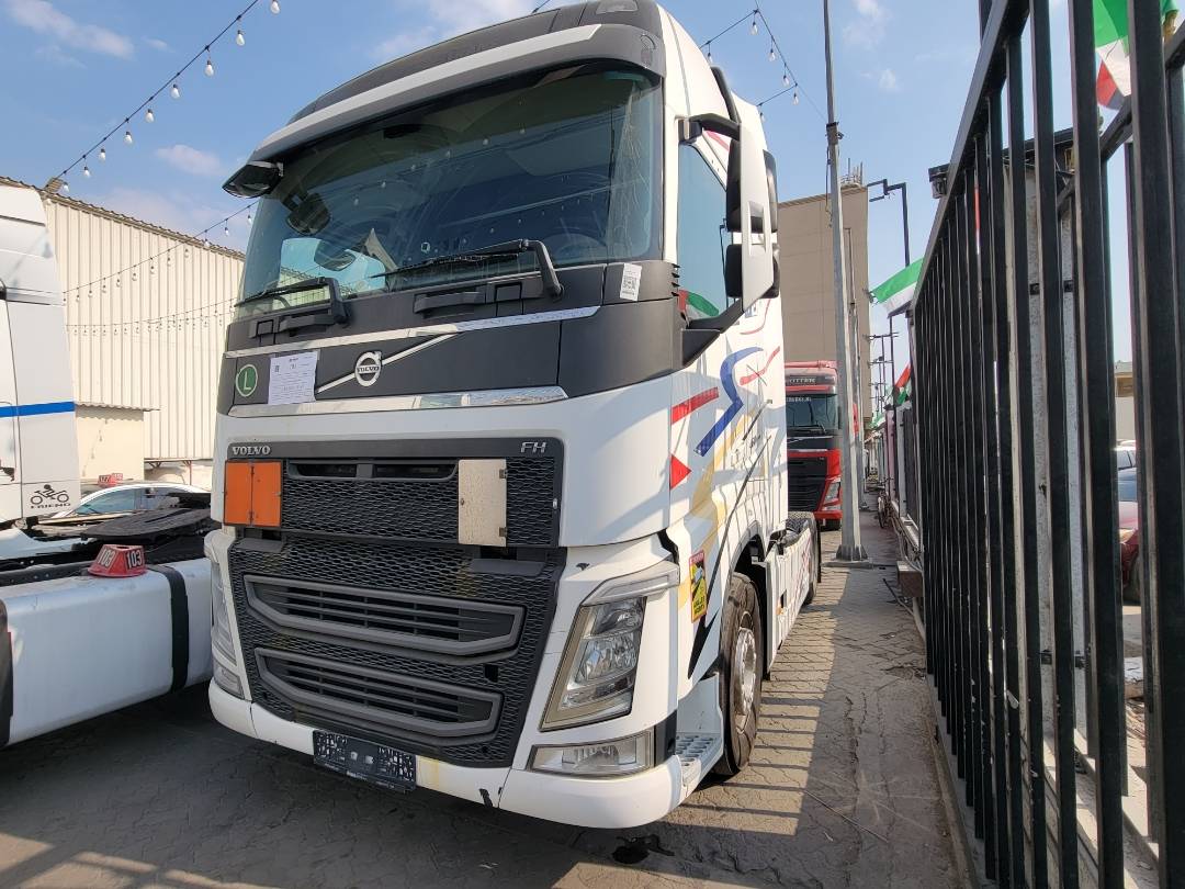 2015 VOLVO FH-Series — 959284 KM — Lot FB711893 — Main - Marhaba Auctions Used Cars - Image 3