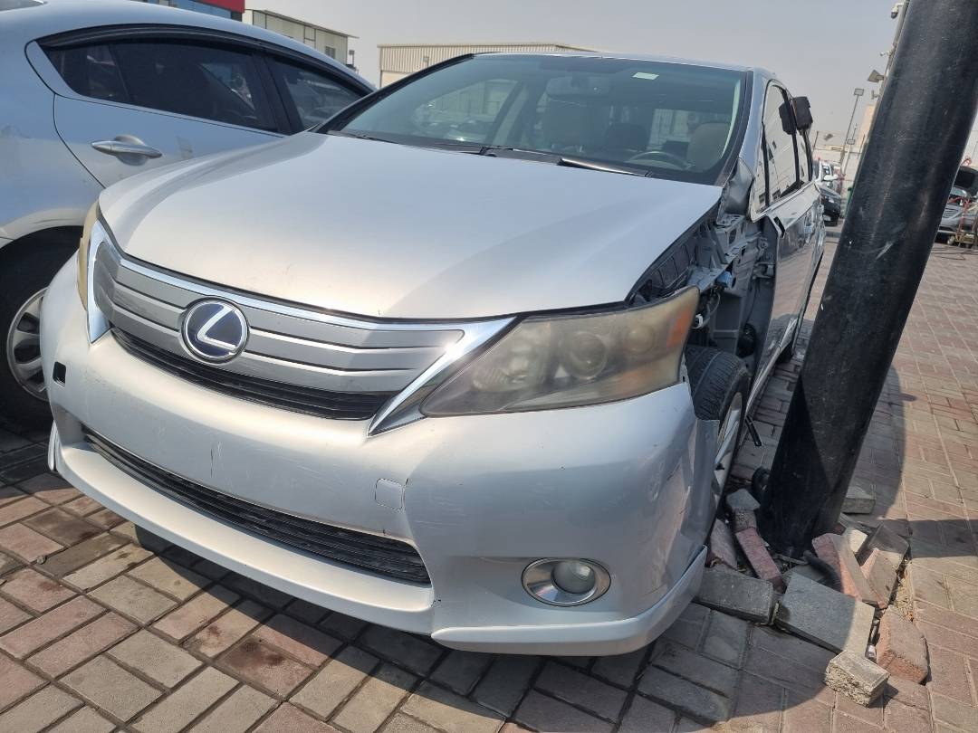 2011 LEXUS HS 250H — 219732 Miles — Lot 2043661 — Ind. 12 - Marhaba Auctions Used Cars - Image 5