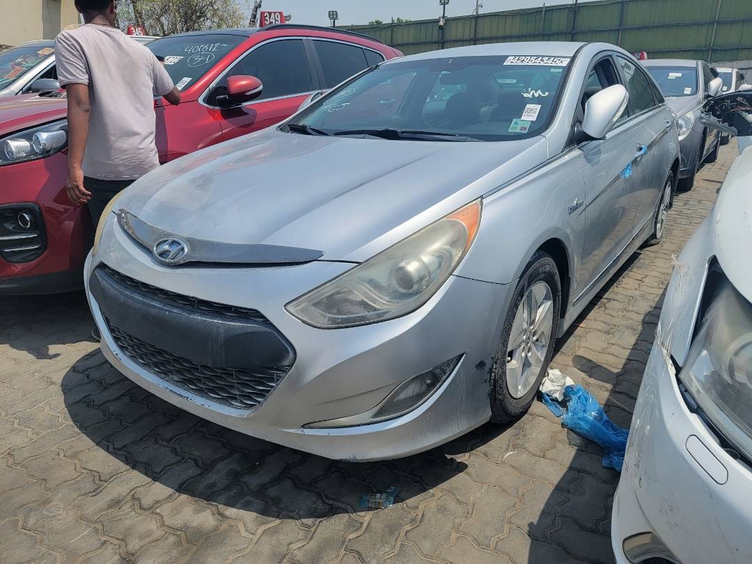 2011 HYUNDAI SONATA — 197585 Miles — Lot 42954345 — Main - Marhaba Auctions Used Cars - Image 3