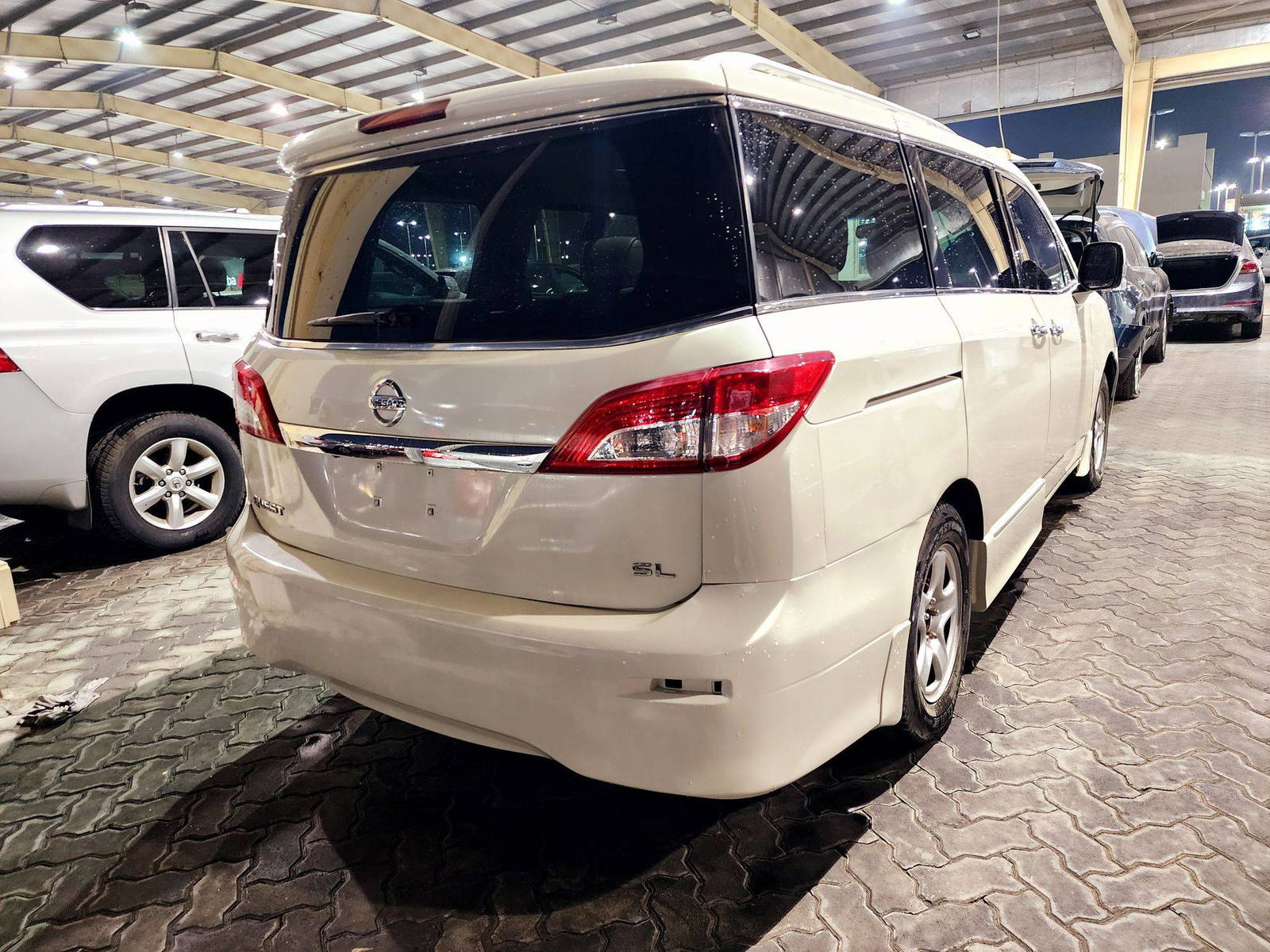2012 NISSAN QUEST — 150171 Miles — Lot P5C9035343 — Souq - Marhaba Auctions Used Cars - Image 3