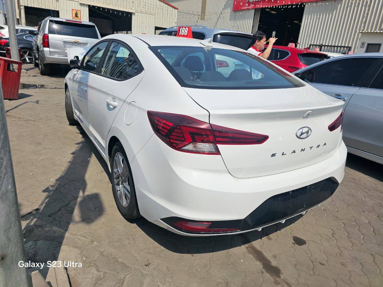 2019 HYUNDAI ELANTRA — 84926 KM — Lot 12346351 — Main - Marhaba Auctions Used Cars - Image 6