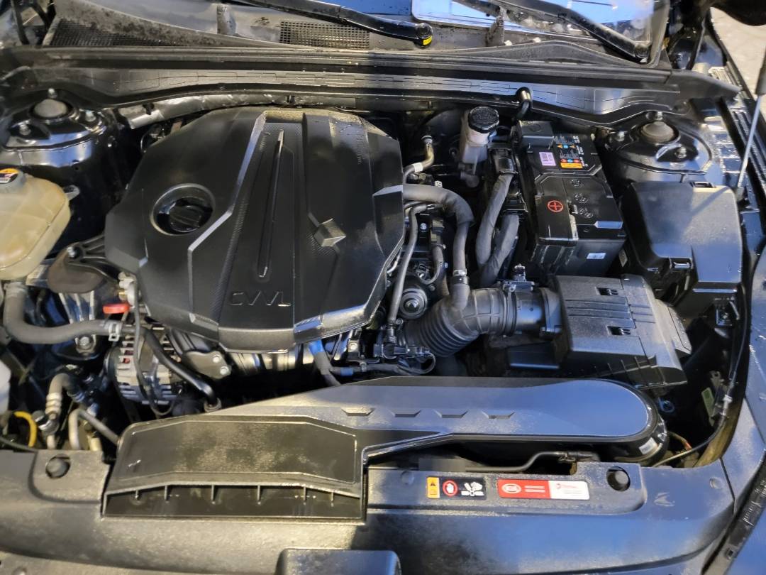 2020 KIA K5 — 103216 KM — Lot 035986 — Main - Marhaba Auctions Used Cars - Image 9