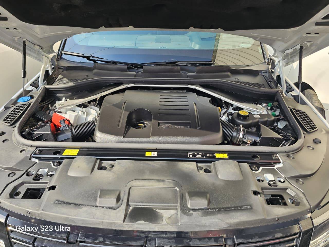 LAND ROVER RANGE ROVER SPORT 2024 - Marhaba Auction Used Cars - Image 14