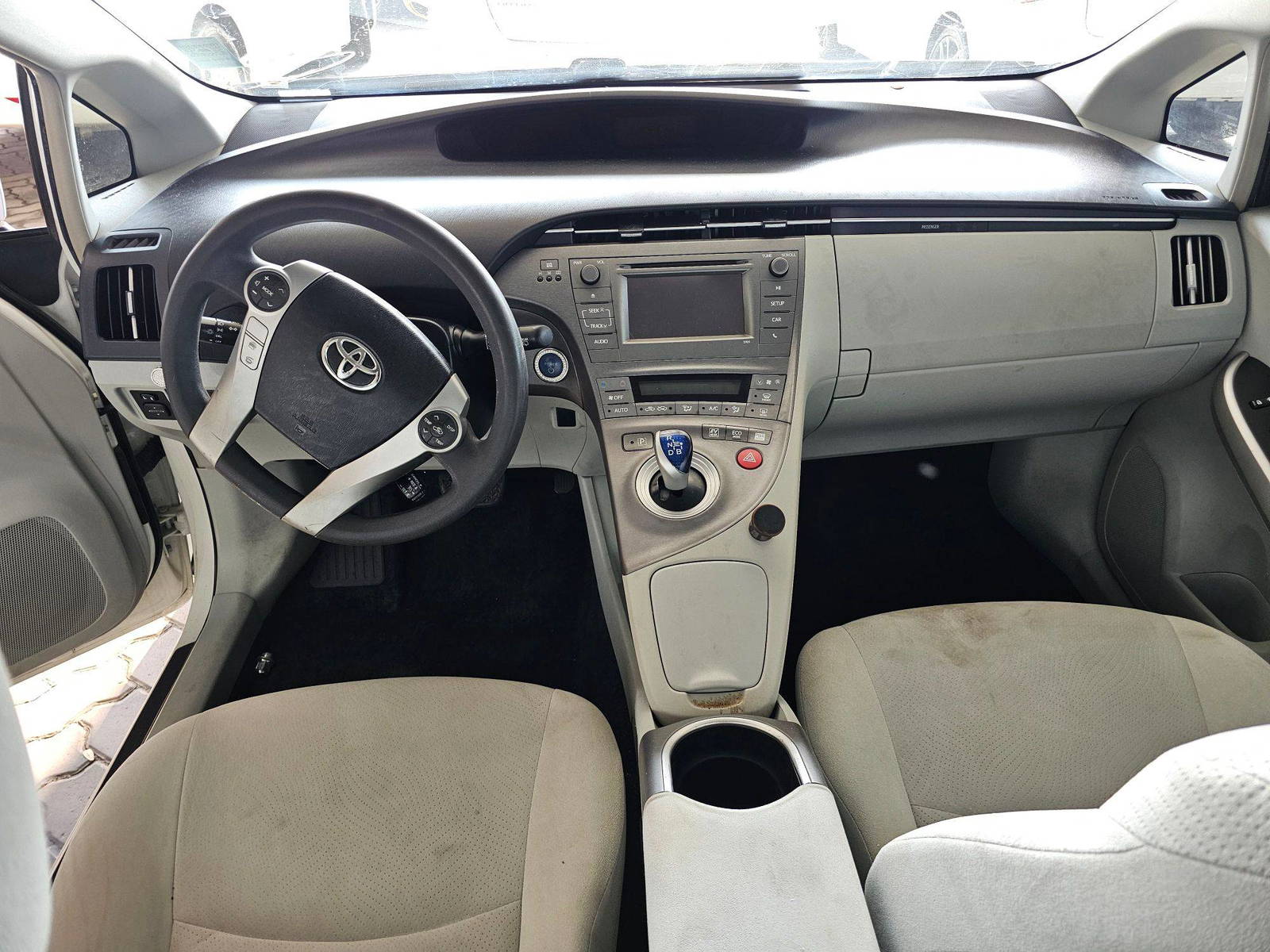 2015 TOYOTA PRIUS — 155464 Miles — Lot 68357115 — Souq - Marhaba Auctions Used Cars - Image 7
