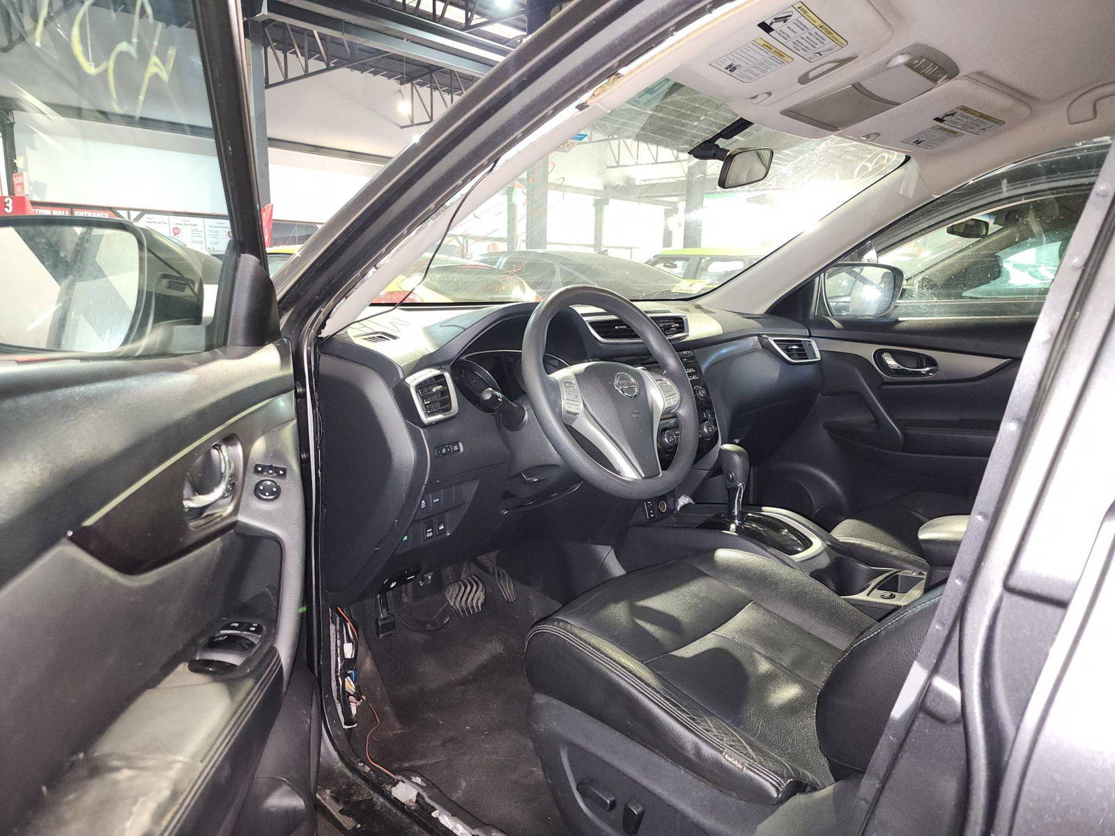 2015 NISSAN ROGUE — 146911 Miles — Lot 43591175 — Al Quoz - Marhaba Auctions Used Cars - Image 9