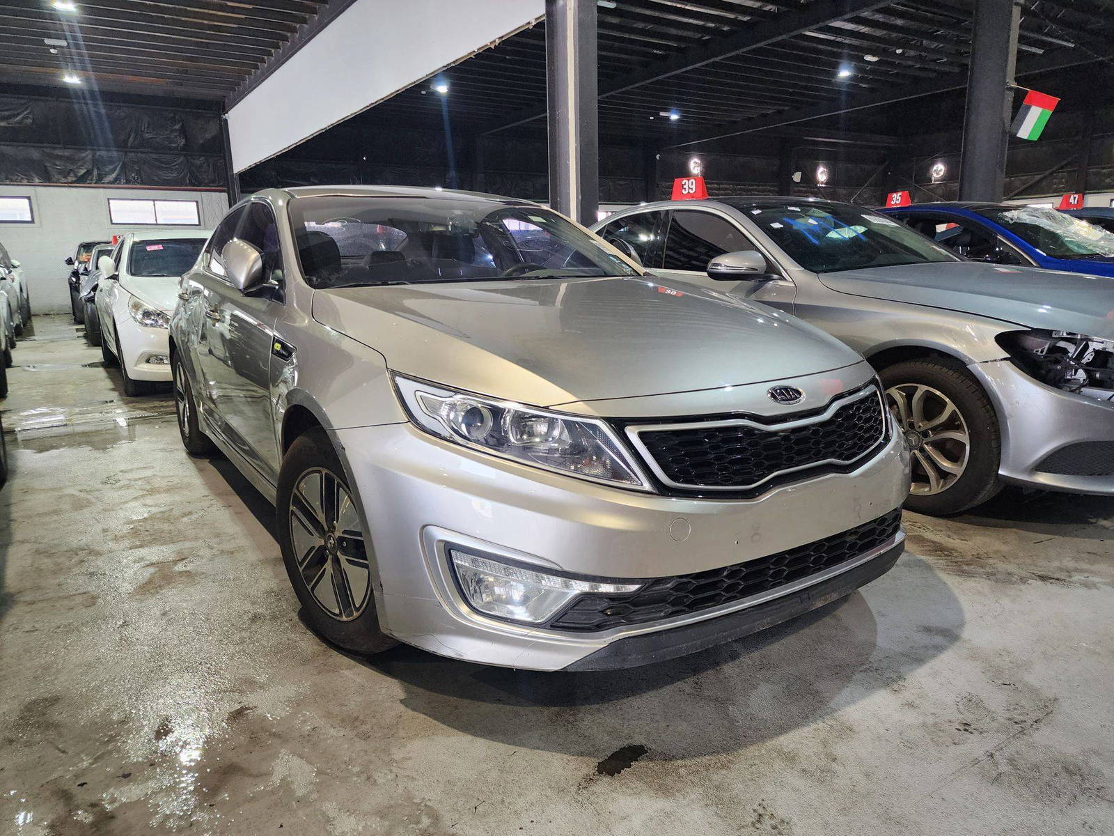2012 KIA K5 — 294516 KM — Lot 006512 — Al Quoz - Marhaba Auctions Used Cars - Image 4