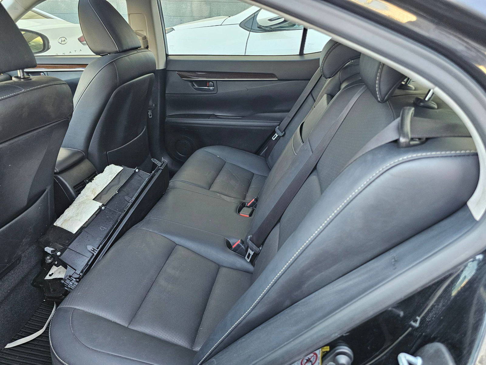 LEXUS ES 350 2015 - Marhaba Auction Used Cars - Image 9
