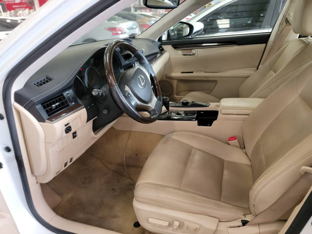 2013 LEXUS ES 350 — 151830 Miles — Lot 042785 — Main - Marhaba Auctions Used Cars - Image 8
