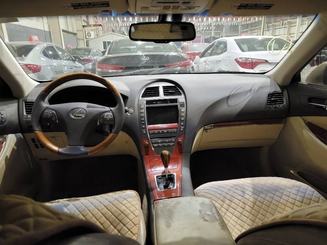 2010 LEXUS ES 350 — 185534 Miles — Lot 2384921 — Main - Marhaba Auctions Used Cars - Image 8