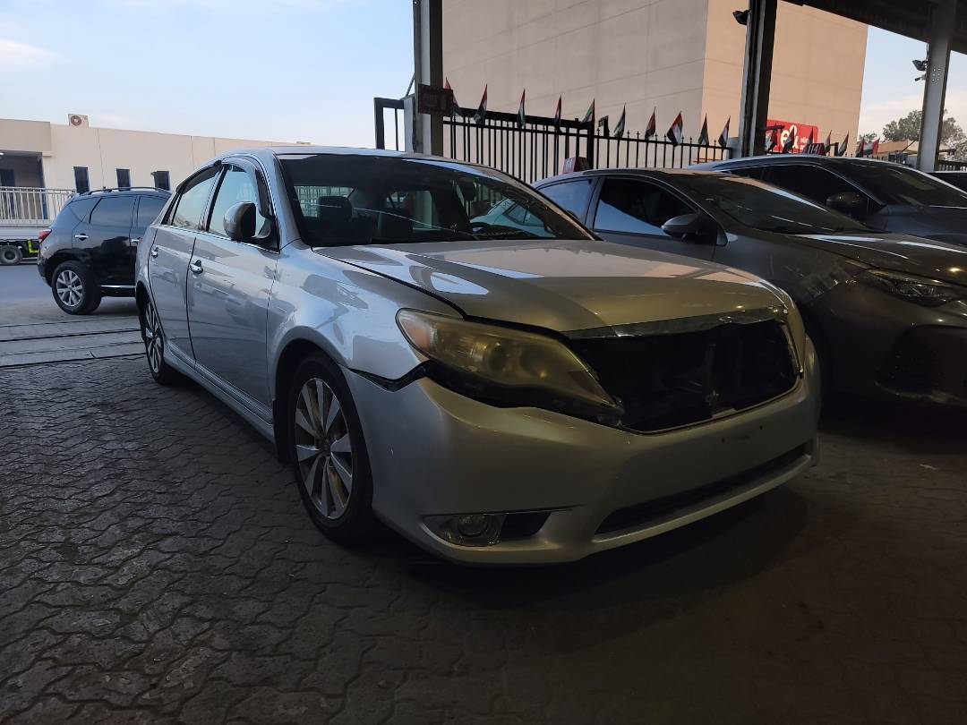2011 TOYOTA AVALON — 133914 Miles — Lot U395038 — Main - Marhaba Auctions Used Cars - Image 4