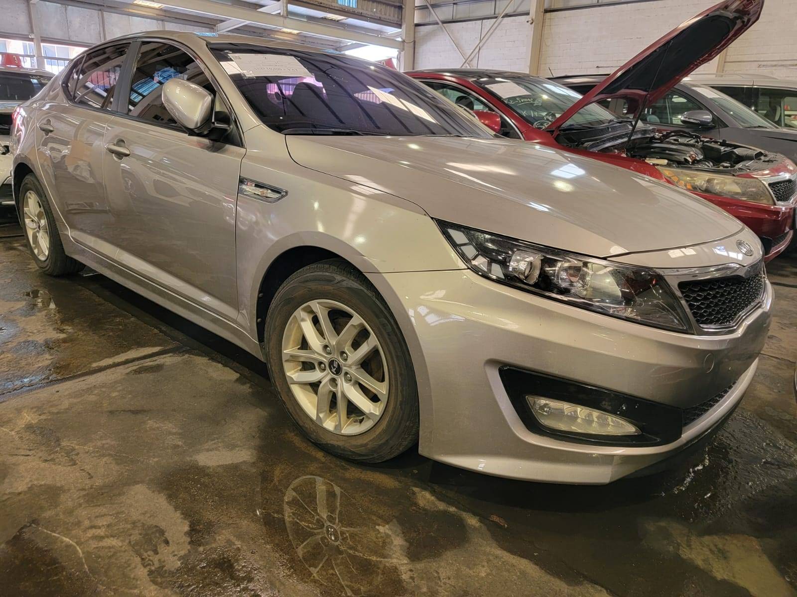 2012 KIA K5 — 280954 KM — Lot 187116 — Souq - Marhaba Auctions Used Cars - Image 3