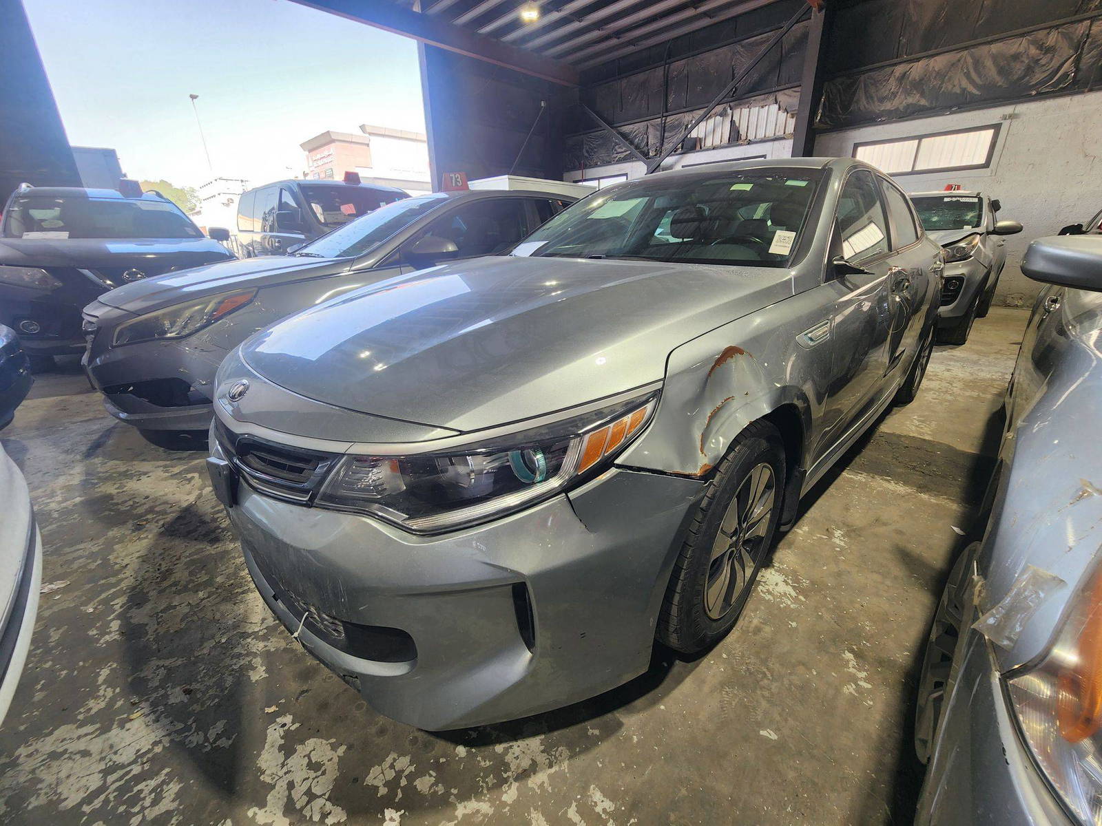 2018 KIA OPTIMA — 147896 Miles — Lot 023098 — Souq - Marhaba Auctions Used Cars - Image 4