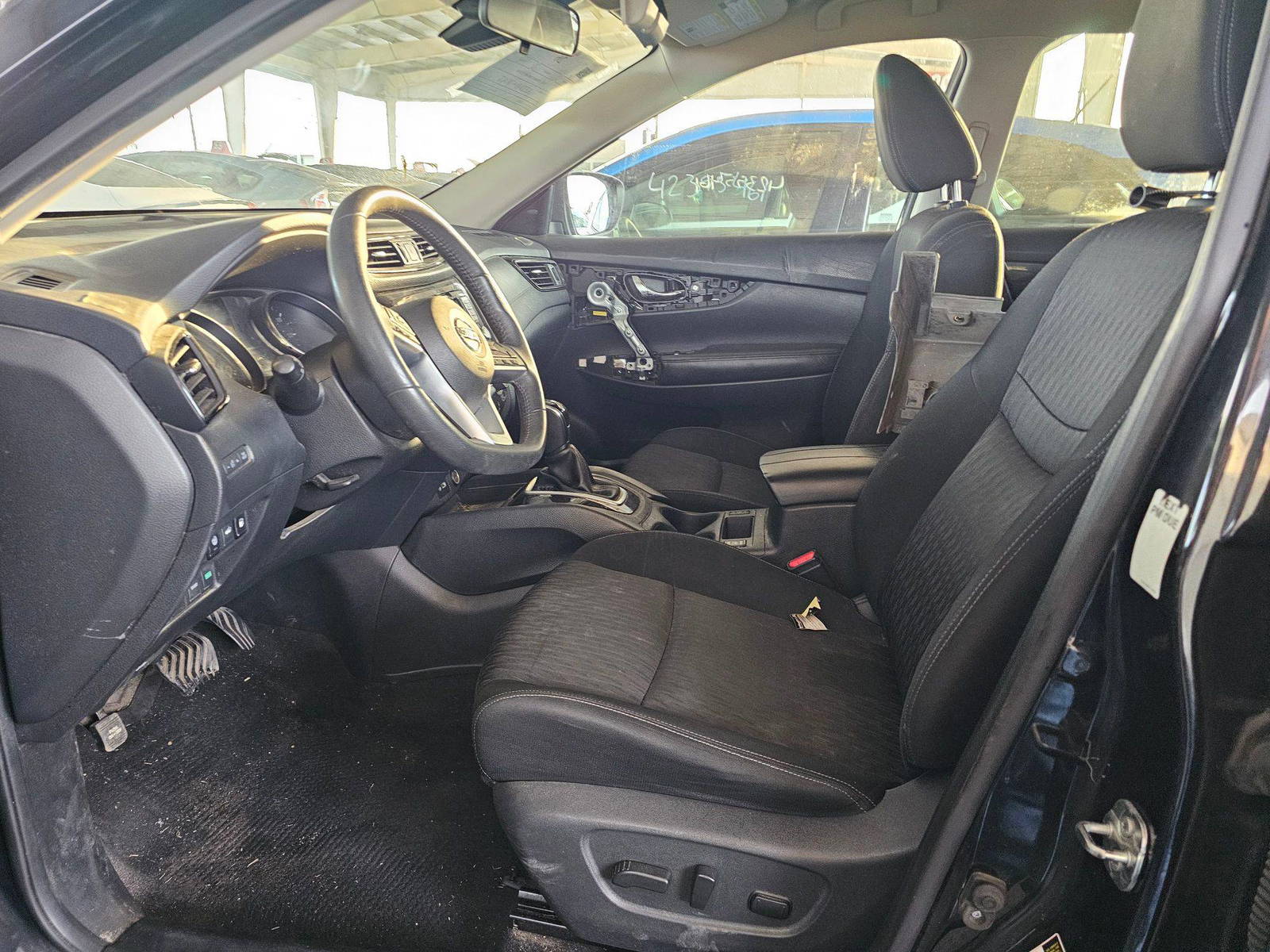2019 NISSAN ROGUE — 113187 Miles — Lot 4KP515850 — Souq - Marhaba Auctions Used Cars - Image 8