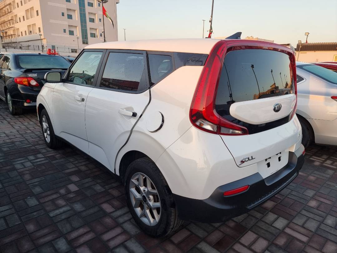 2020 KIA SOUL — 75980 Miles — Lot 76919964 — Souq - Marhaba Auctions Used Cars - Image 5