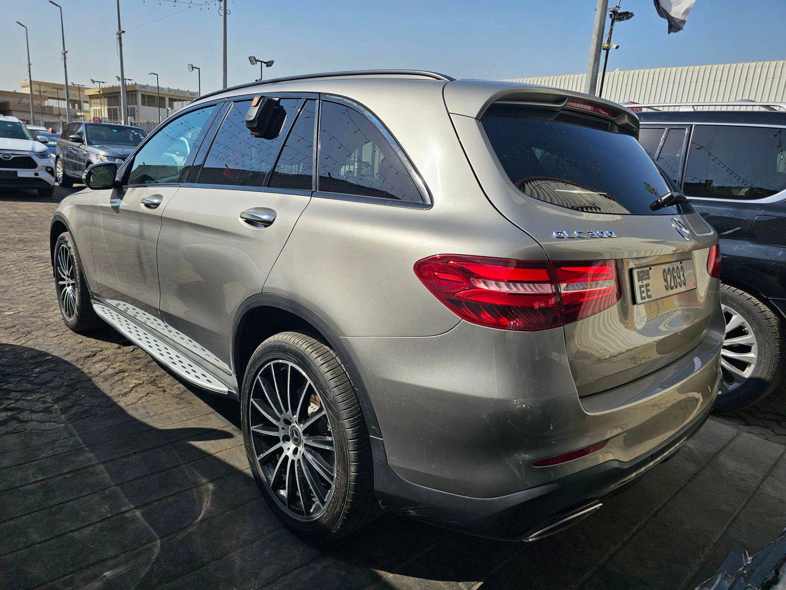 2019 MERCEDES BENZ GLC-300 — 89703 KM — Lot 2KV146418 — Main - Marhaba Auctions Used Cars - Image 3