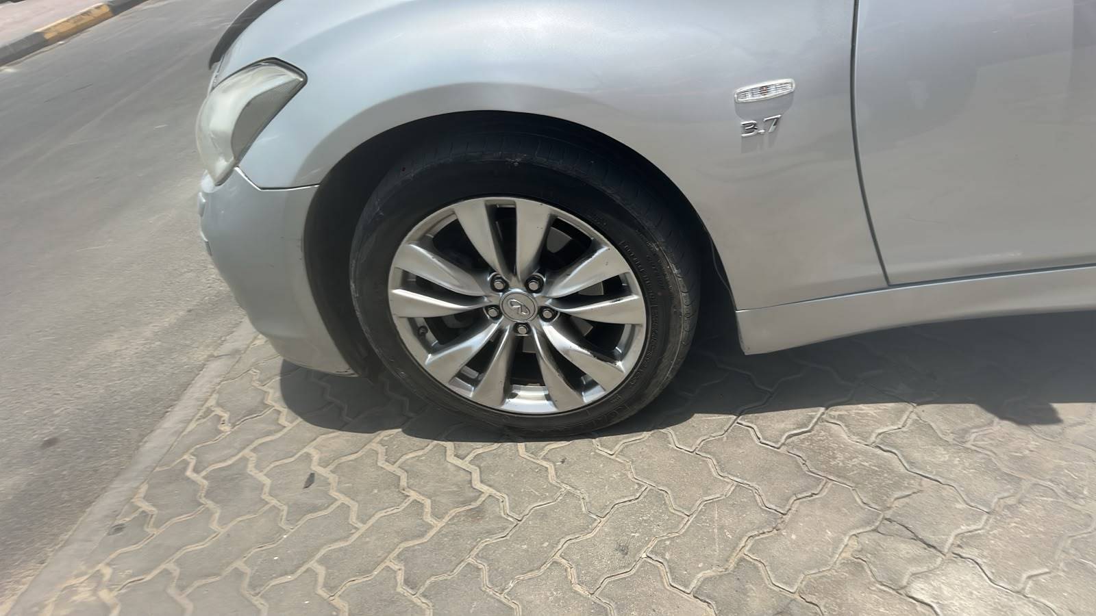 2015 INFINITI Q70 — 179216 KM — Lot M310191 — Souq - Marhaba Auctions Used Cars - Image 13