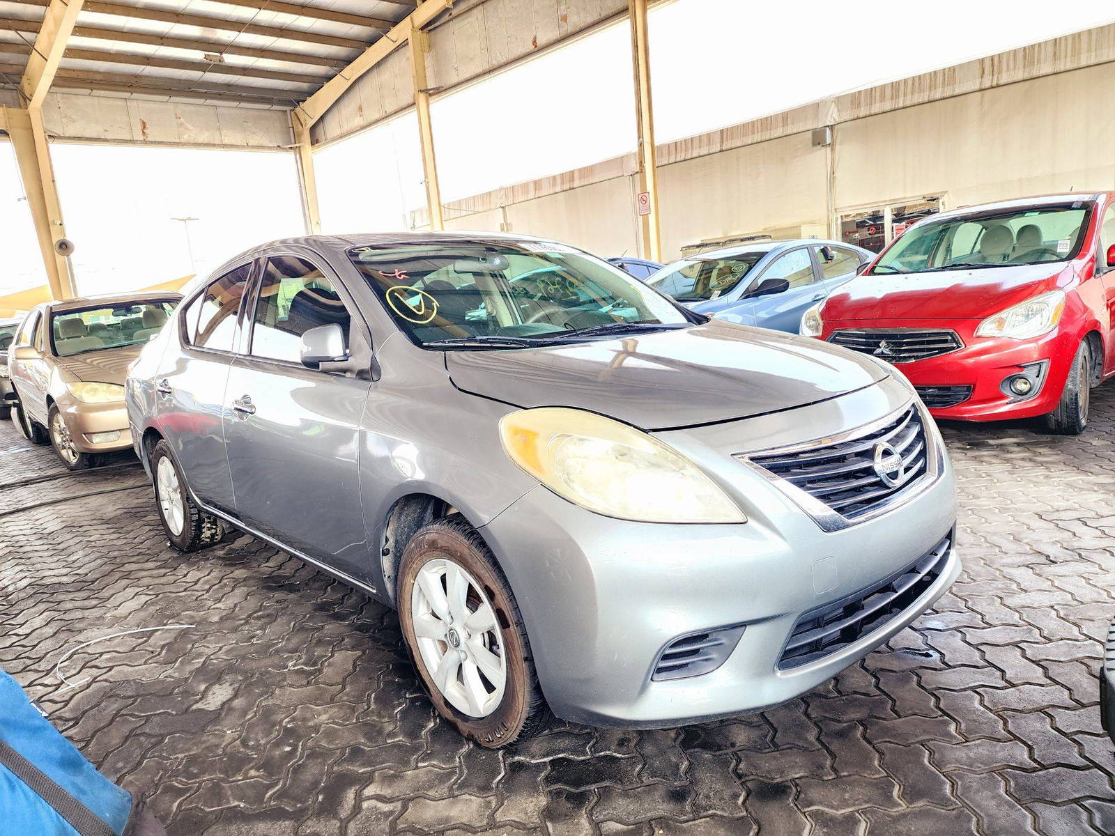 2014 NISSAN VERSA — 152769 Miles — Lot P3EL819634 — Souq - Marhaba Auctions Used Cars - Image 4